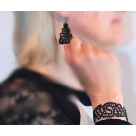 Klekljani uhani črni