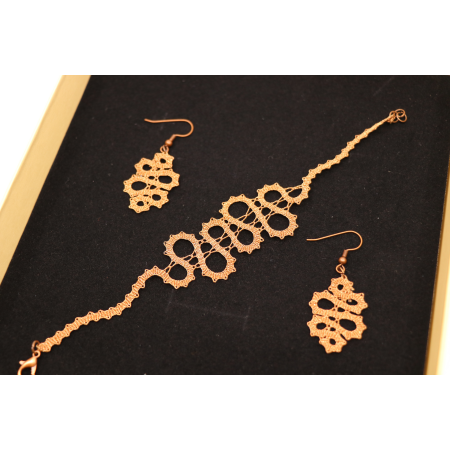 Komplet klekljana zapestnica in uhani