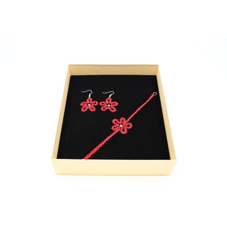 Komplet klekljani uhani in zapestnica