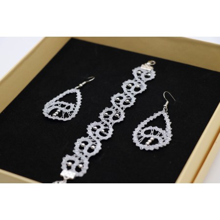 Komplet klekljana zapestnica in uhani