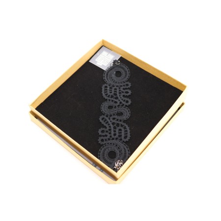 Zapestnica klekljana EMILIJA - črna