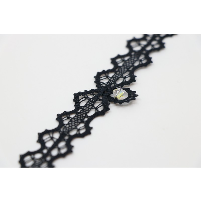 Ogrlica klekljana CHOKER - ozek