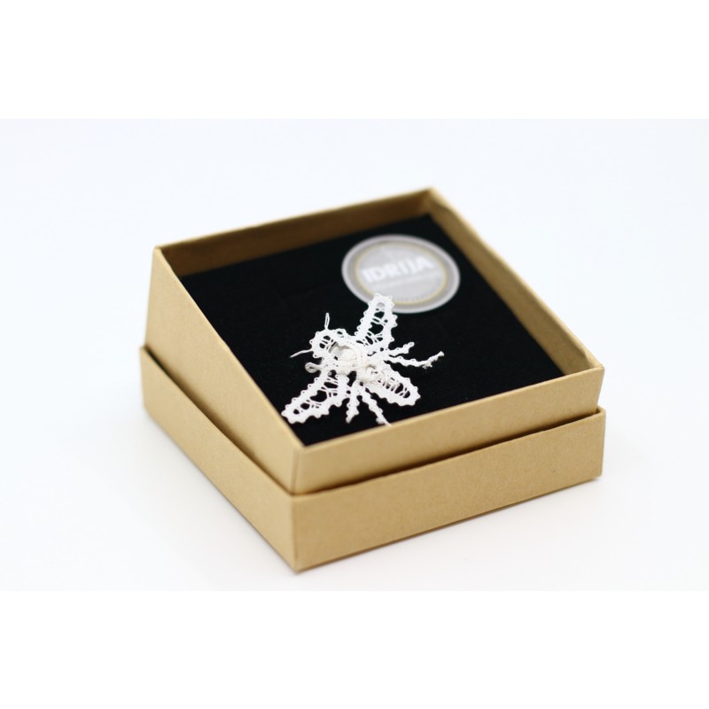 Broška Mala čebelica