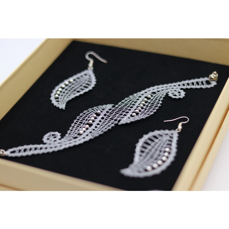 Komplet klekljana zapestnica in uhani