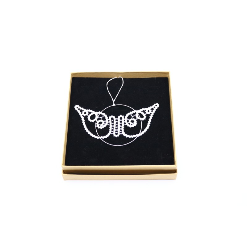 Čipka v obroču - angelska krila