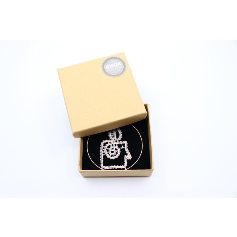 Čipka v obroču - sveča