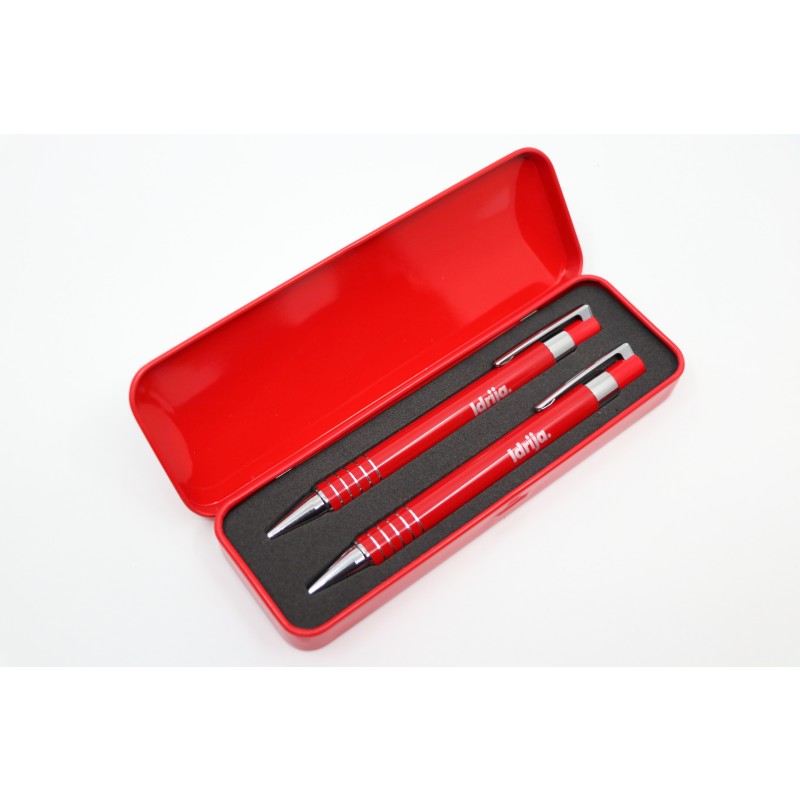 Komplet pisal s potiskom čipke