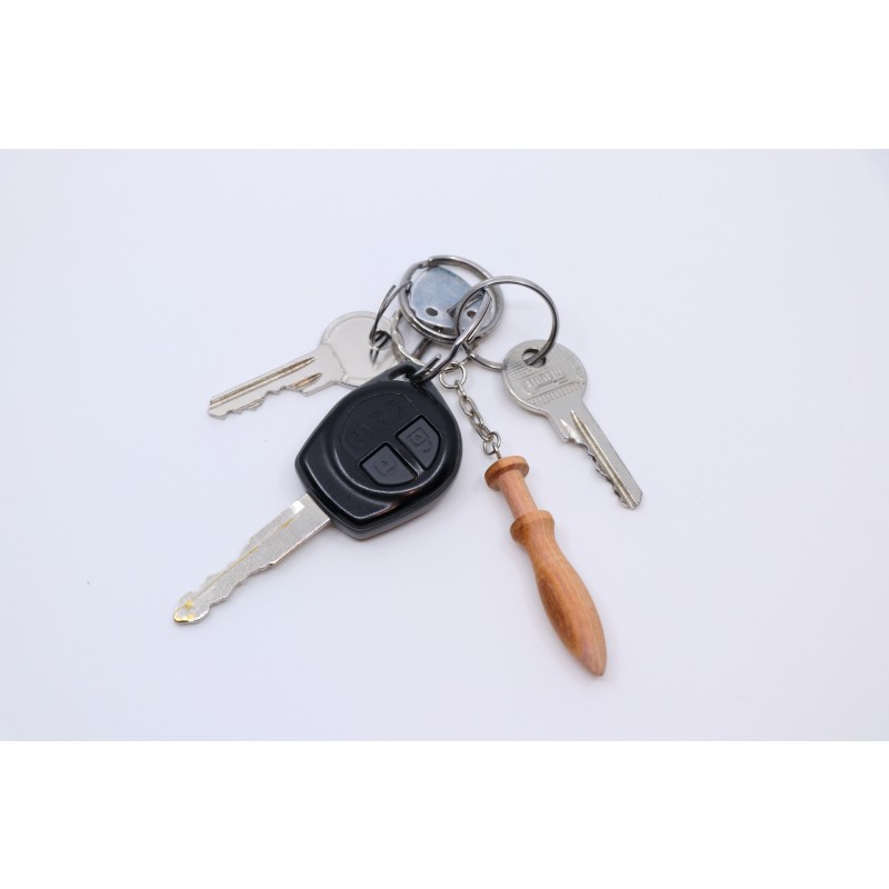 Obesek lesen klekelj