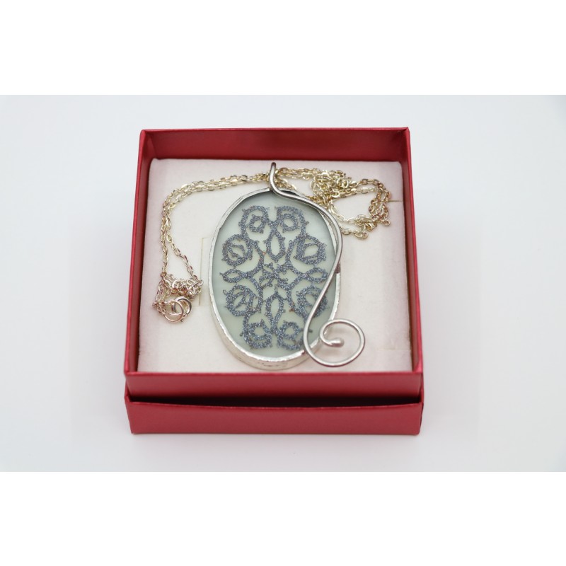 Ogrlica AHAT s klekljano čipko M