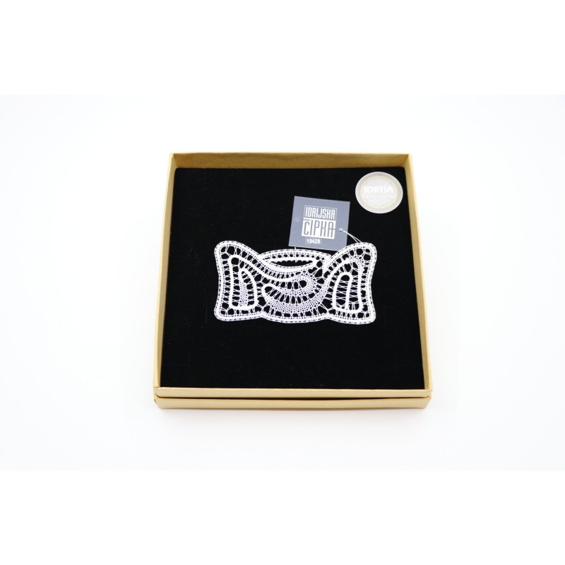 Klekljana čipka - ŽLIKROF
