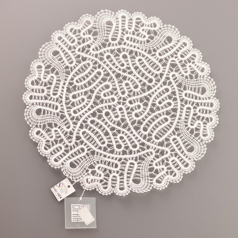 Klekljan prtiček krog 24 cm